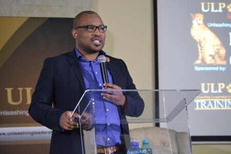 Dr Reuel Khoza 15 Dr Reuel Khoza-3